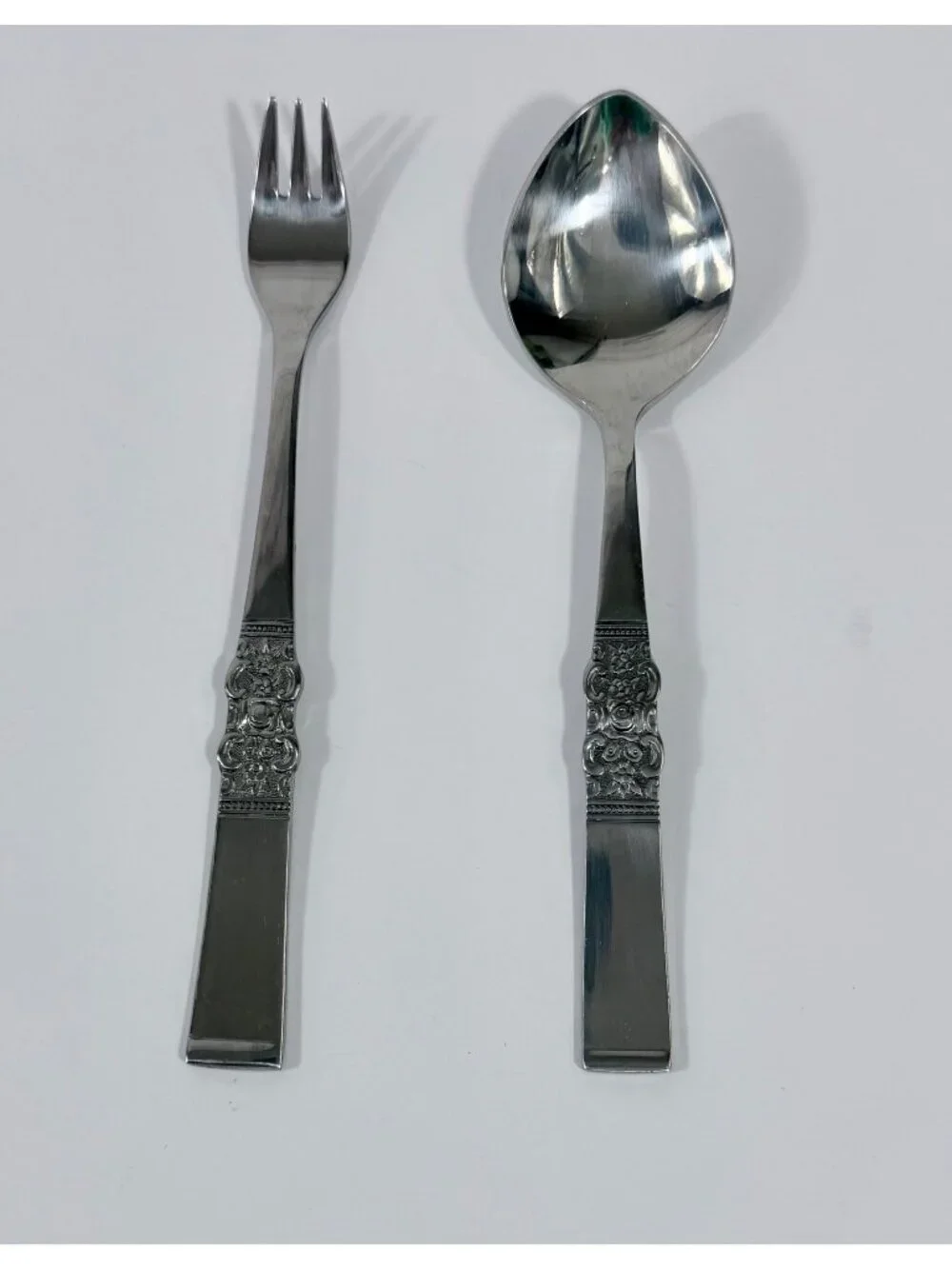 Vintage Northland Oneida Stainless Steel Shrimp Form Soup Spoon Set Flatware Sil